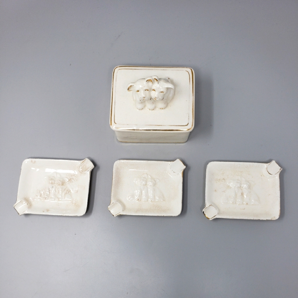 Vintage Cigarette Box With 3 Matching Ashtrays